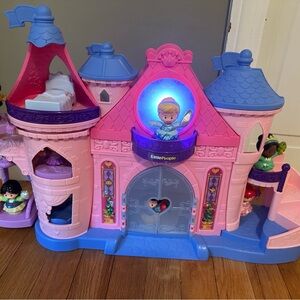 Disney Princess Little People Magical Lights & Dancing Castle Playset